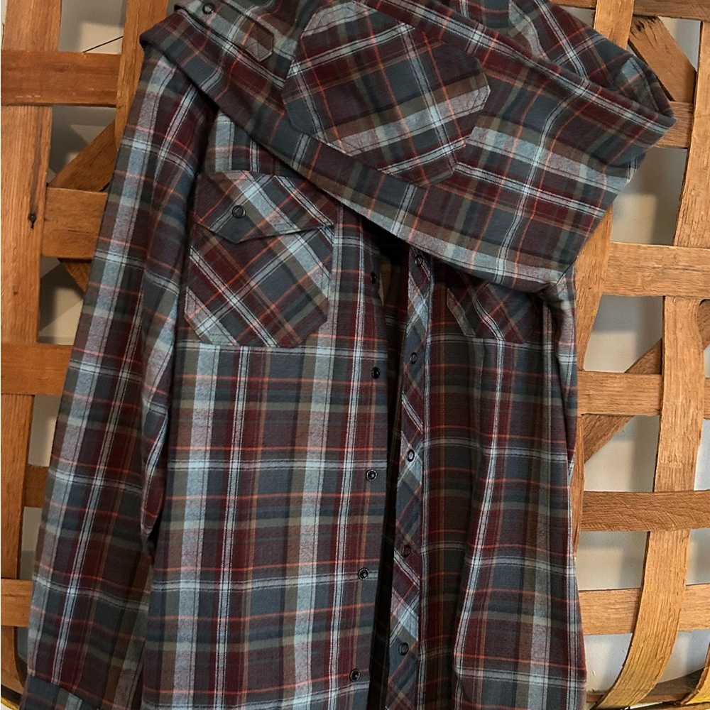 L.L. Bean Charcoal and Crimson Check Flannel Jacket, Men’s M.